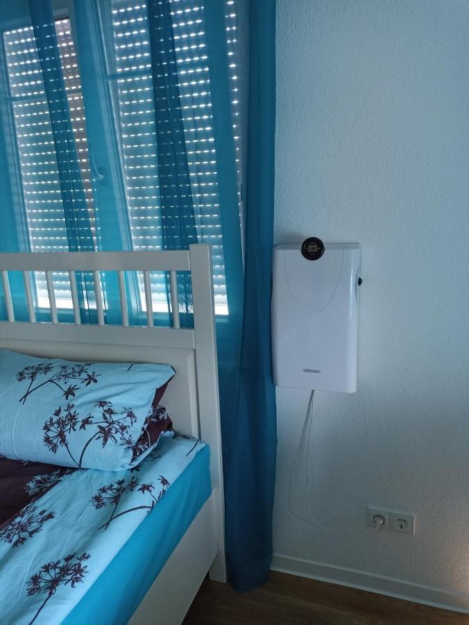 Zimmer "Tuerkis" Apartment Lahr  Luaran gambar